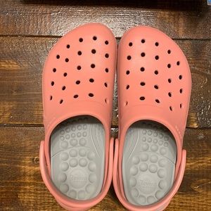 CROCS - Women’s Size 9 or Men’s Size 7.
